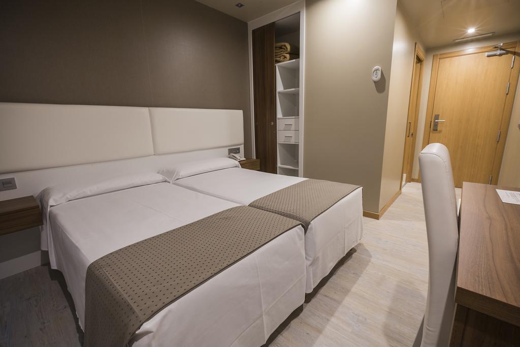 Hotel La Posada De Roces 기욘 외부 사진